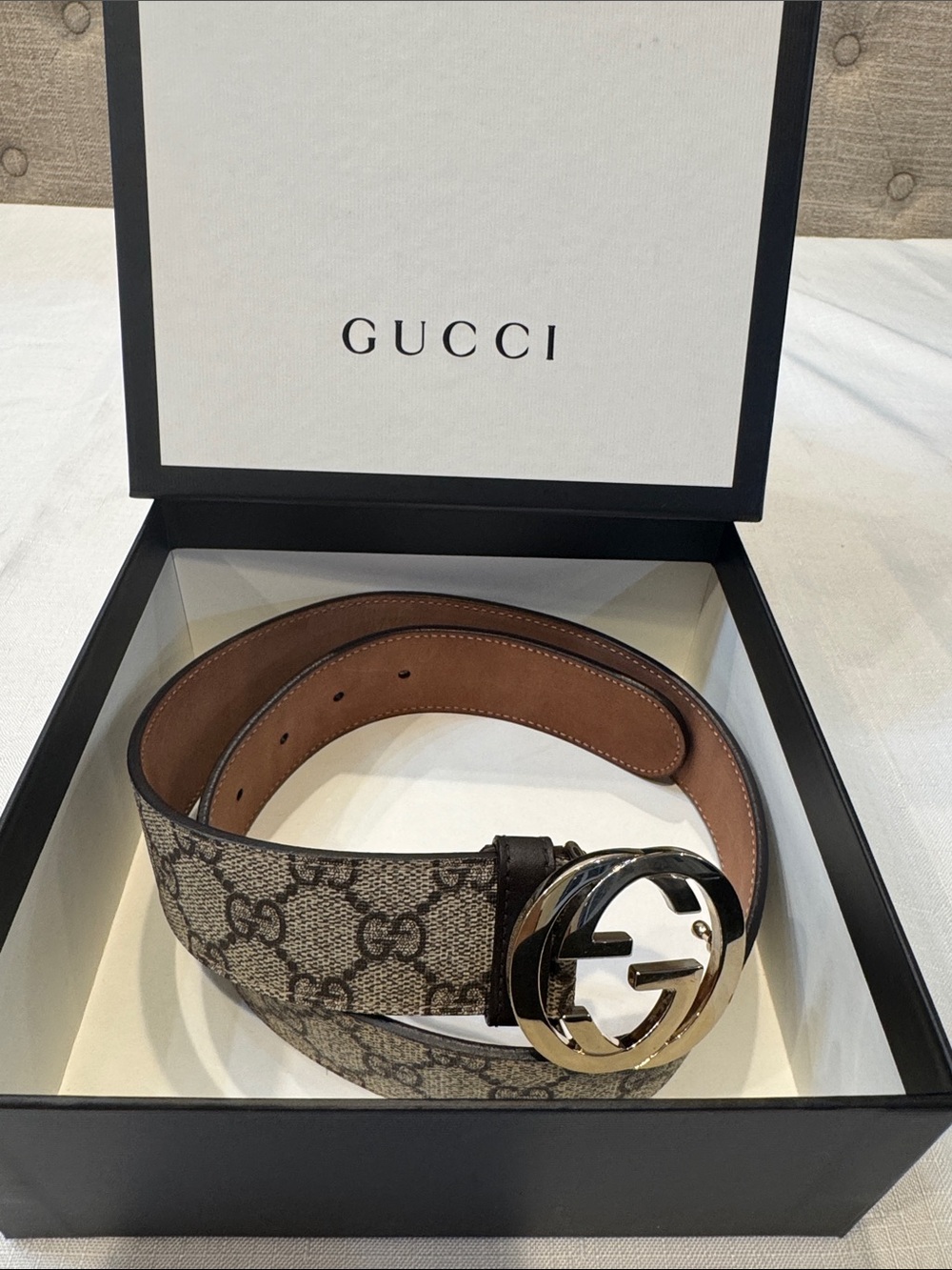 Authentic Gucci Beige GG Supreme Canvas Belt with Silver Interlocking G